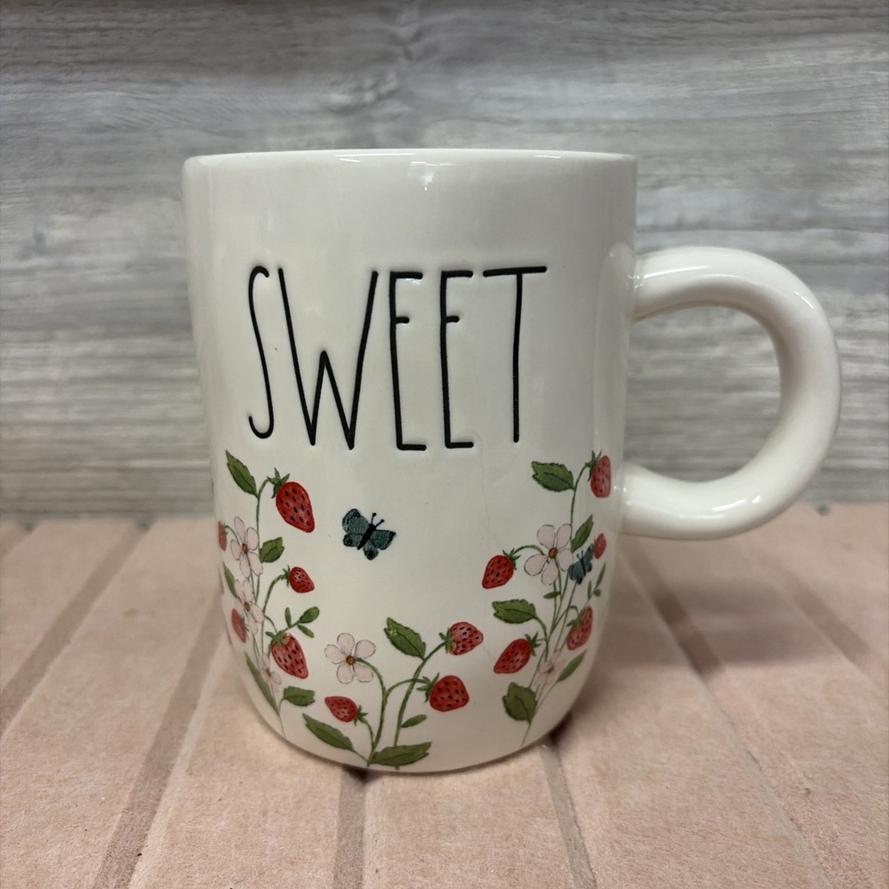 Rae Dunn Ceramic Coffee Mug Sweet Strawberry Artisan Collection 16 Oz. (C7)